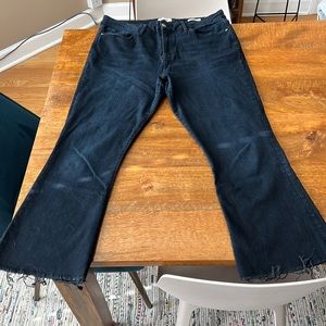 Frame crop boot cut in dark wash